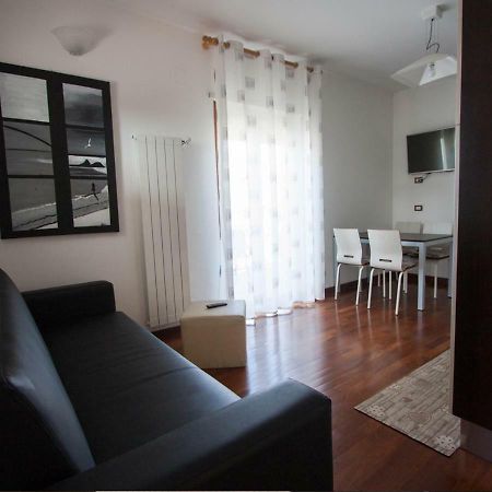 Vento Di Ponente Apartment Гаета Екстериор снимка