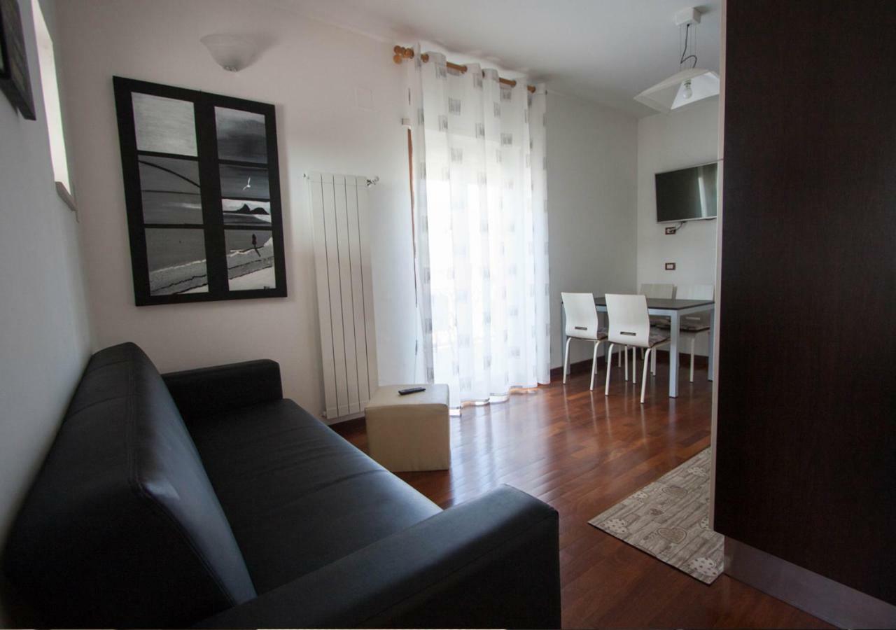 Vento Di Ponente Apartment Гаета Екстериор снимка